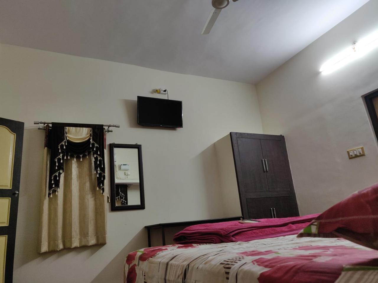 Tiruvannāmalai Srb Residency酒店 外观 照片